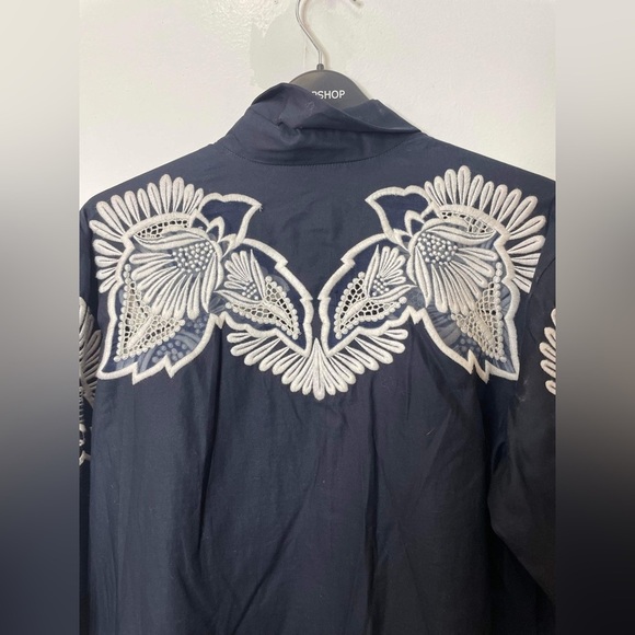 Stella McCartney
Feather-Flower-Embroidered Poplin Shirt size small - Picture 5 of 10